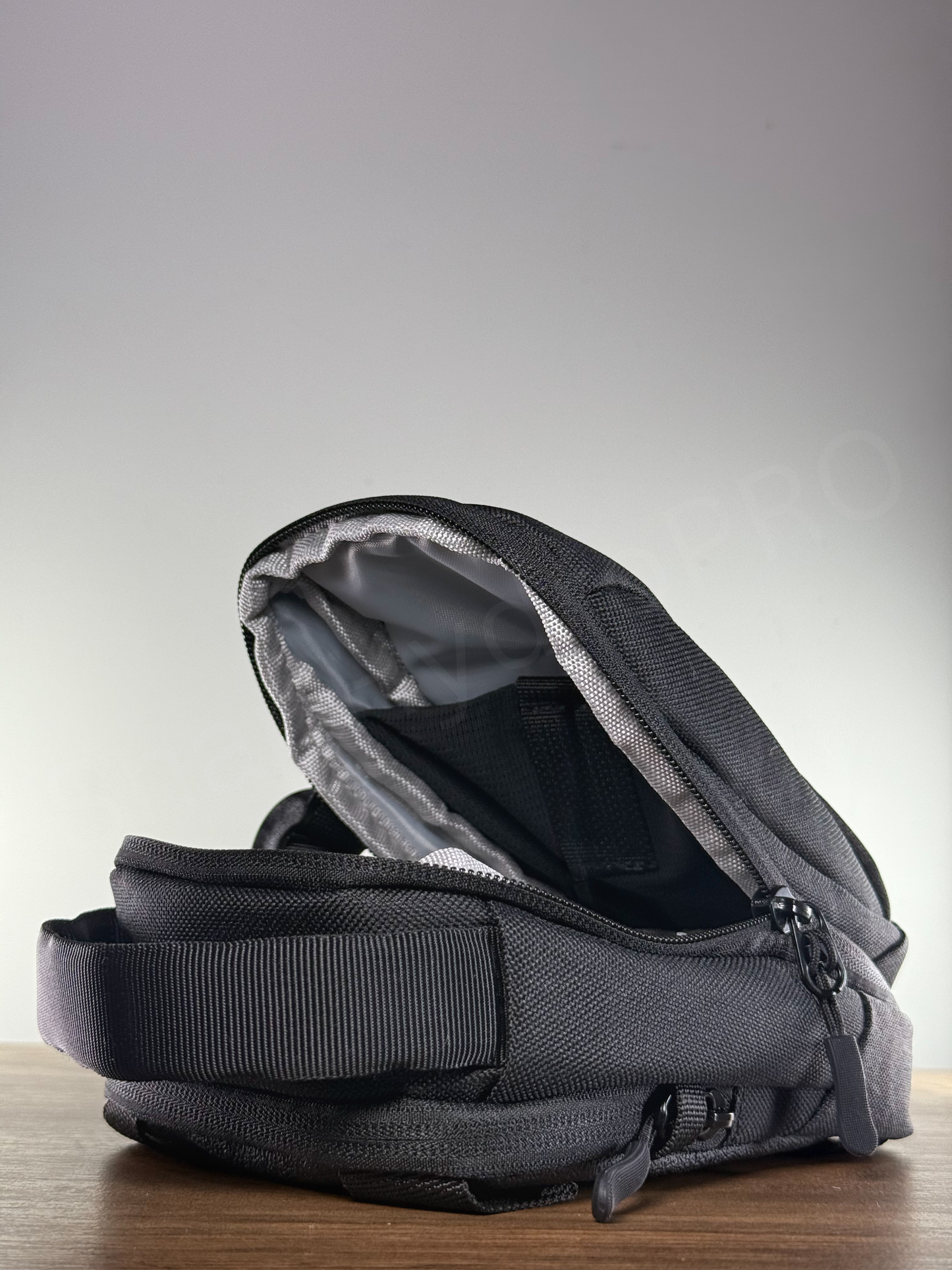 SnapHydroPRO® Crossbody