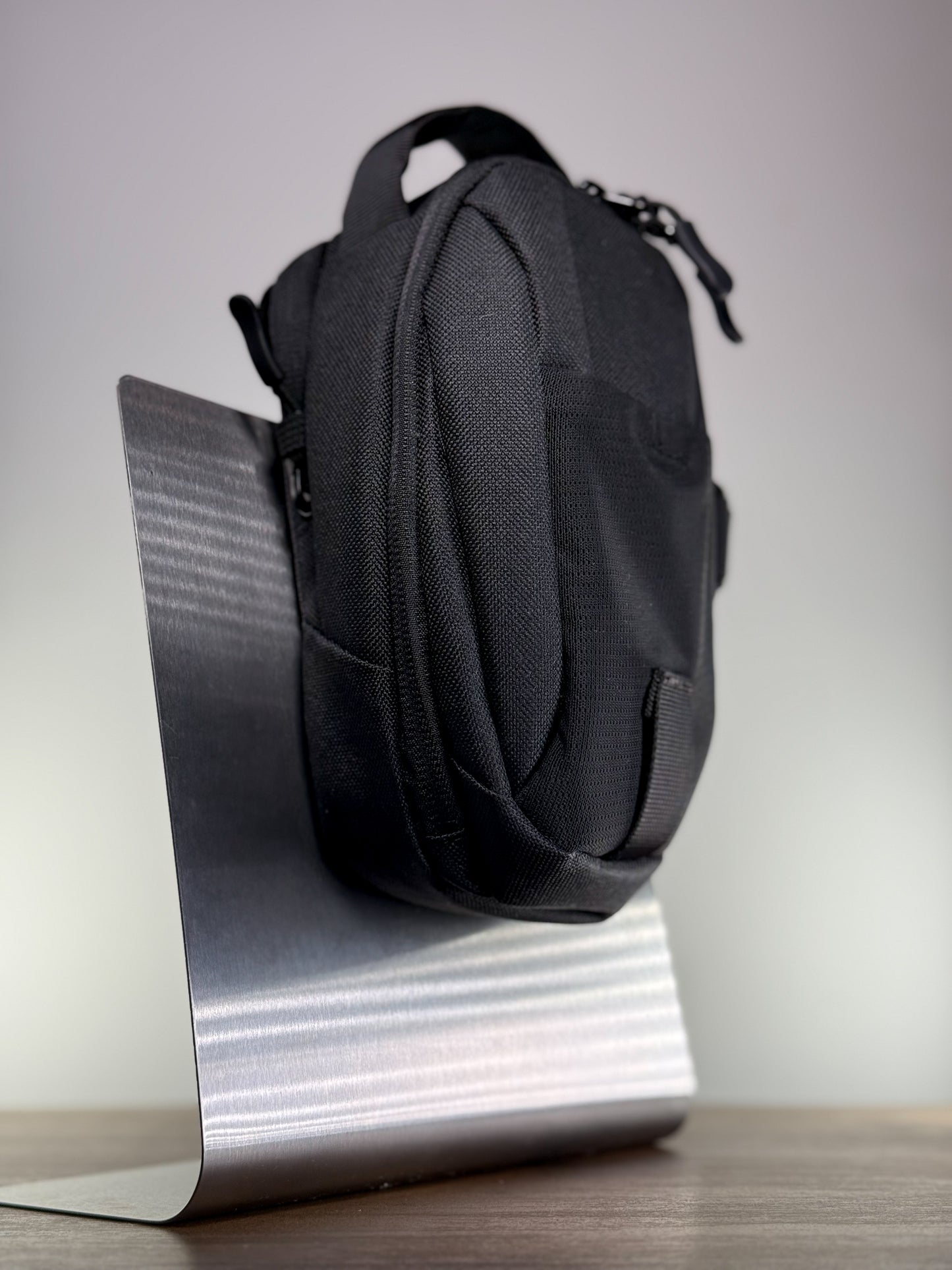 SnapHydroPRO® Crossbody
